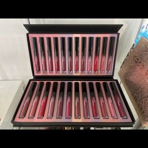 Huda beauty lipstick